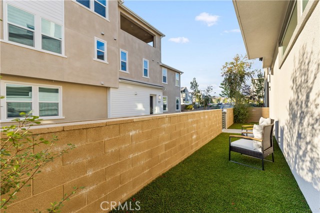 470 Lobata, Irvine CA: https://media.crmls.org/medias/61b884d5-9506-4284-849d-3855eb520ba0.jpg