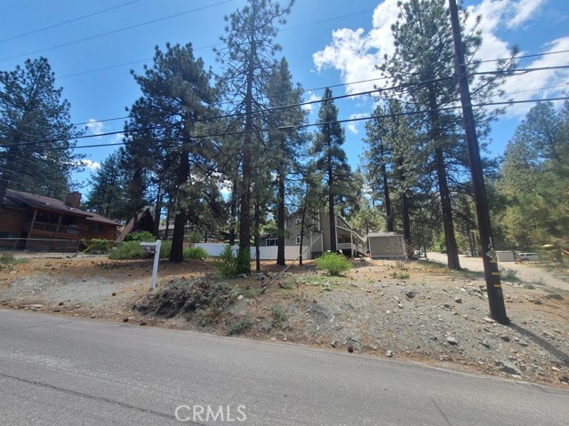 Detail Gallery Image 3 of 3 For 0 Lodgepole Dr, Wrightwood,  CA 92397 - – Beds | – Baths