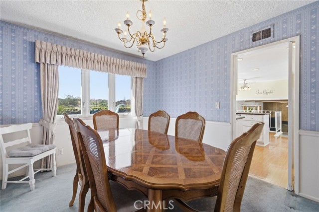 Detail Gallery Image 6 of 11 For 2021 Swan Dr, Costa Mesa,  CA 92626 - 5 Beds | 3 Baths