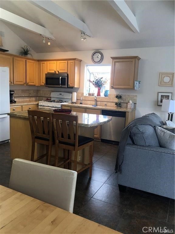 Detail Gallery Image 10 of 26 For 238 Unit a Avenida Montalvo a,  San Clemente,  CA 92672 - 3 Beds | 3/1 Baths