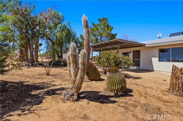 Detail Gallery Image 8 of 61 For 60812 Adele Rd, Landers,  CA 92285 - 3 Beds | 1 Baths