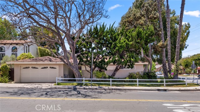 1256 2nd Street, Manhattan Beach, California 90266, 4 Bedrooms Bedrooms, ,2 BathroomsBathrooms,Residential,Sold,2nd,SB23079021