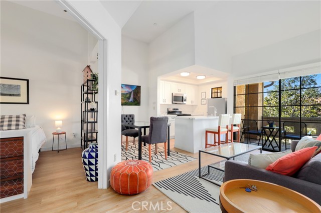 Detail Gallery Image 2 of 25 For 1046 Calle Del Cerro, San Clemente,  CA 92672 - 1 Beds | 1 Baths