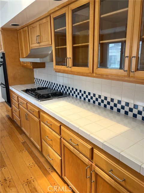 2001 Manzanita Lane, Manhattan Beach CA: https://media.crmls.org/medias/61bbcb28-d130-446b-b702-9cc3cf9204d4.jpg