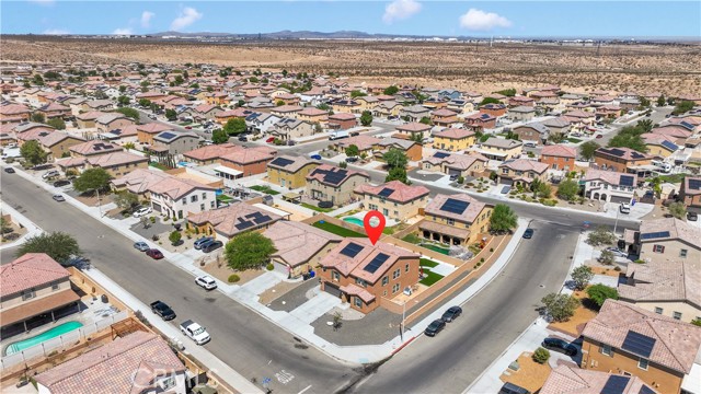 Detail Gallery Image 3 of 63 For 14482 Sweetgrass Pl, Victorville,  CA 92394 - 6 Beds | 2/1 Baths
