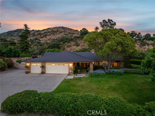 910 Glendora Mountain Rd, Glendora, CA 91741