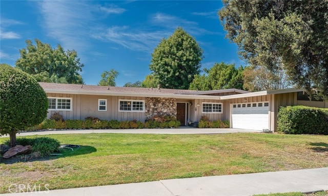 Detail Gallery Image 1 of 1 For 5401 Fenwood Ave, Woodland Hills,  CA 91367 - 4 Beds | 2/1 Baths