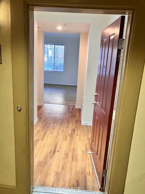 Detail Gallery Image 3 of 35 For 3134 Watermarke Pl, Irvine,  CA 92612 - 2 Beds | 2 Baths