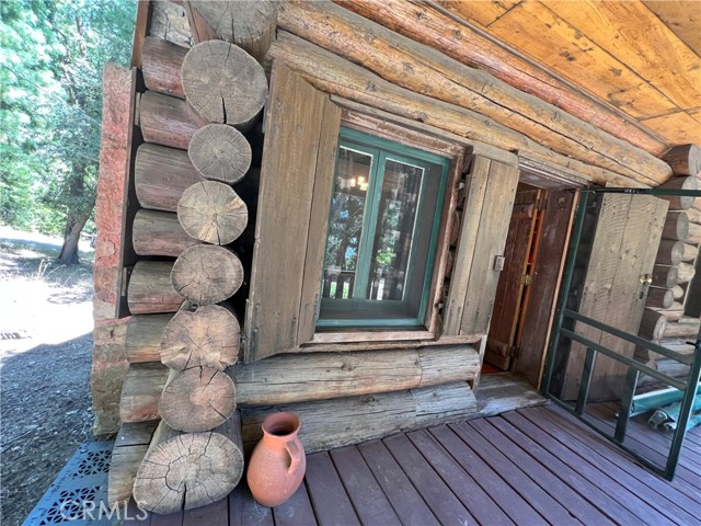 28879 Sycamore Drive, Lake Arrowhead CA: https://media.crmls.org/medias/61bca37c-04c6-4738-8088-4bf2c939b225.jpg