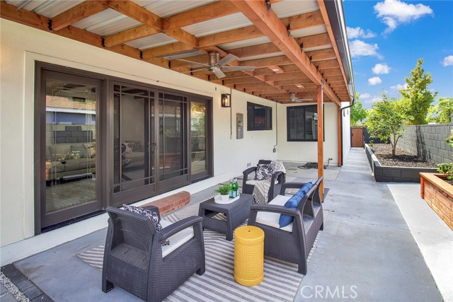 Detail Gallery Image 31 of 41 For 3605 Lomina Ave, Long Beach,  CA 90808 - 3 Beds | 2/1 Baths