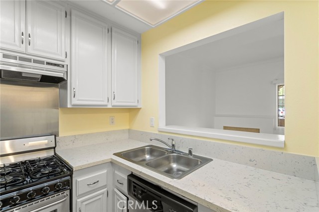 68 Via Terrano, Rancho Santa Margarita CA: https://media.crmls.org/medias/61bcb8db-8bff-488a-a15e-56588b6e21e4.jpg