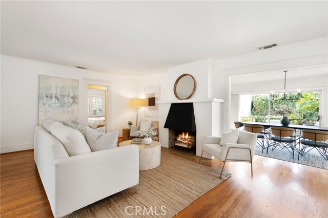 Detail Gallery Image 5 of 29 For 538 Palisades Ave, Santa Monica,  CA 90402 - 4 Beds | 3 Baths