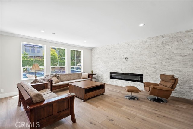 Detail Gallery Image 16 of 58 For 32 New Dawn, Irvine,  CA 92620 - 5 Beds | 4/1 Baths