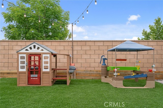Detail Gallery Image 31 of 34 For 582 Clarence Muse Loop, Perris,  CA 92570 - 4 Beds | 2 Baths