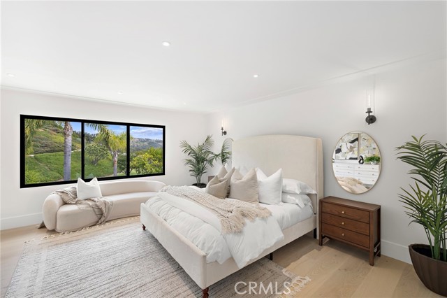 Detail Gallery Image 28 of 44 For 6 Monterey Cir, Corona Del Mar,  CA 92625 - 6 Beds | 4 Baths