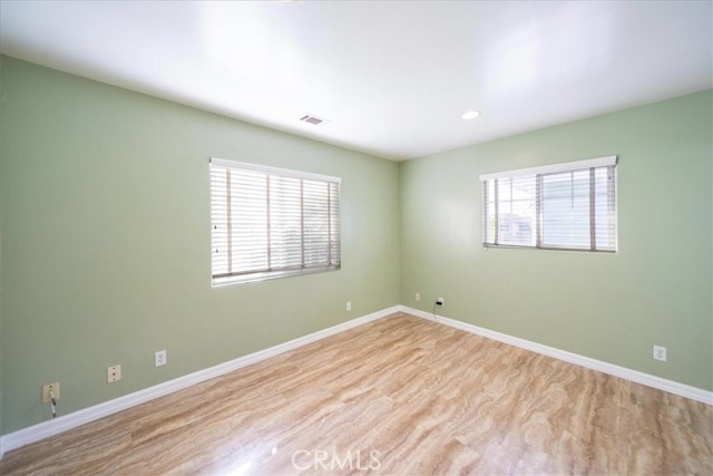 Detail Gallery Image 25 of 43 For 570 Emory, Imperial Beach,  CA 91932 - 3 Beds | 2/1 Baths