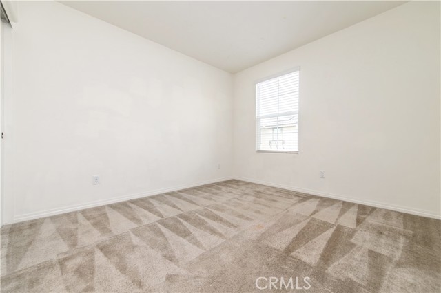 Detail Gallery Image 15 of 27 For 5901 Oatfield Ave, Corona,  CA 92880 - 3 Beds | 2/1 Baths