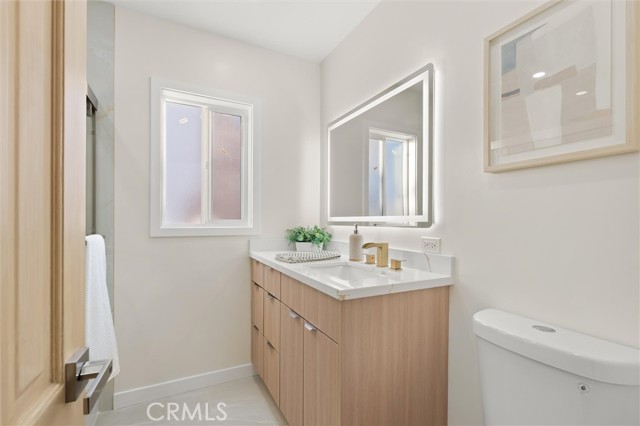 Detail Gallery Image 12 of 31 For 4534 Lennox, Sherman Oaks,  CA 91423 - 3 Beds | 2 Baths