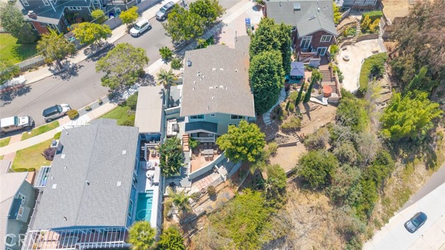 1320 Bush Street, San Diego CA: https://media.crmls.org/medias/61be061b-05e7-4740-8092-5853931942ae.jpg