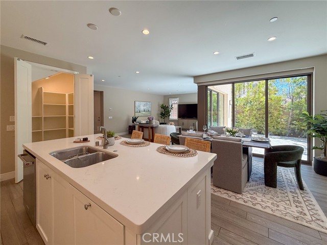 142 Dolci, Irvine CA: https://media.crmls.org/medias/61be1c4d-5c71-4dd0-b77e-12f7544b04cd.jpg
