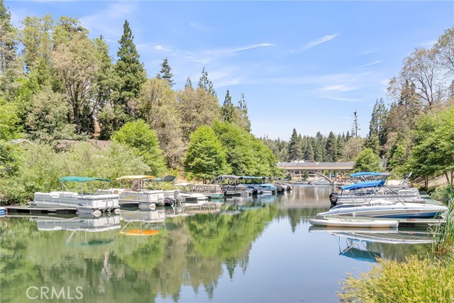 27500 HWY 189, Lake Arrowhead CA: https://media.crmls.org/medias/61be4e92-4ea6-4cae-81e2-4db5563471d9.jpg
