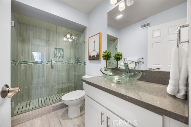 Detail Gallery Image 21 of 40 For 5 Cannes, Irvine,  CA 92614 - 5 Beds | 3 Baths