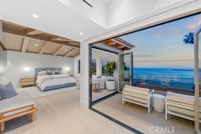 Detail Gallery Image 19 of 47 For 3130 Breakers, Corona Del Mar,  CA 92625 - 3 Beds | 2/1 Baths