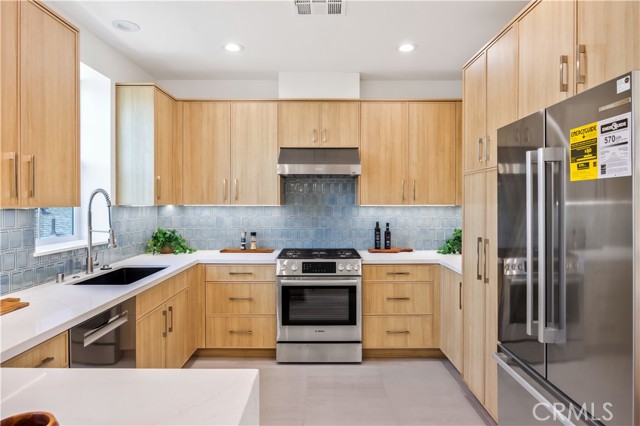2420 Ives Lane, Redondo Beach, California 90278, 4 Bedrooms Bedrooms, ,3 BathroomsBathrooms,Residential,For Sale,Ives,SB25133825