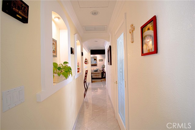 2509 Euclid E, Upland CA: https://media.crmls.org/medias/61bf5bb4-5ec9-432d-b564-65ae03f37ee0.jpg