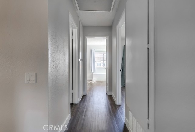 Detail Gallery Image 37 of 75 For 7030 Seawind Drive, Long Beach,  CA 90803 - 4 Beds | 3 Baths