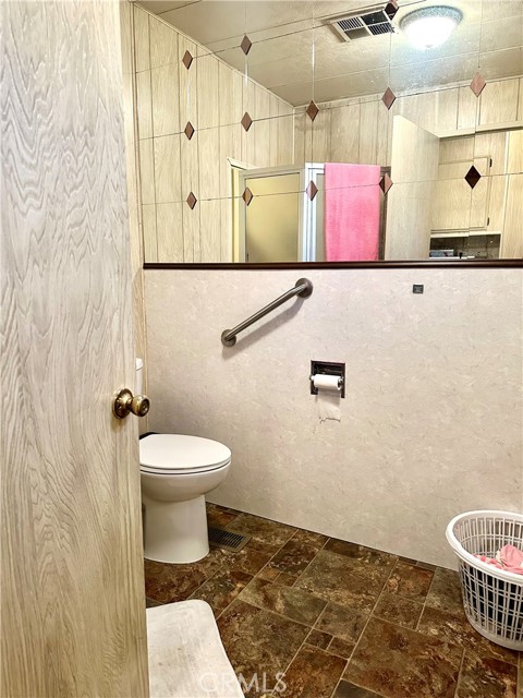 1315 E Marshall Boulevard, San Bernardino CA: https://media.crmls.org/medias/61bf8d39-372e-4608-a2c9-d070e8da08e2.jpg