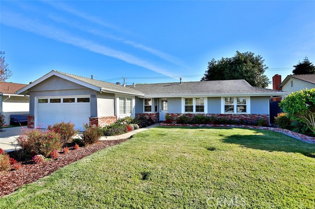 16352 Hollywood Ln, Huntington Beach, CA 92649