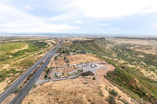4541 Skyway, Paradise CA: https://media.crmls.org/medias/61bfabf0-2385-417b-8498-cdce8f7015bd.jpg