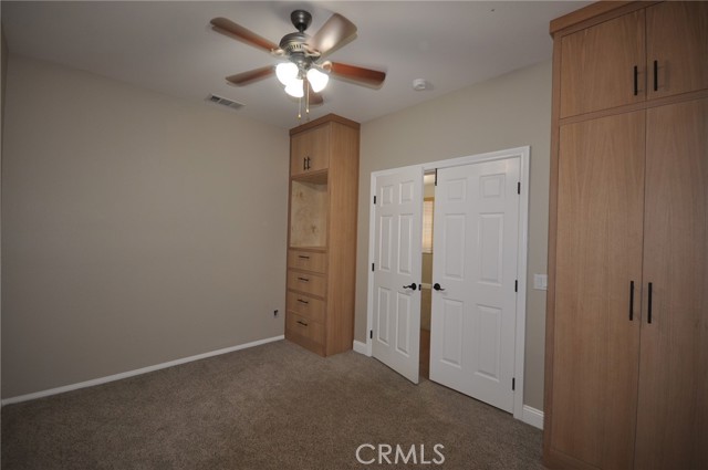 8945 Honeysuckle Avenue, Hesperia CA: https://media.crmls.org/medias/61bfdc3b-b9f8-4fcc-b01d-d7cd7a4d4930.jpg