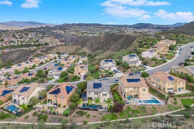 Detail Gallery Image 6 of 52 For 20530 Cheryl Ln, Saugus,  CA 91350 - 5 Beds | 4 Baths