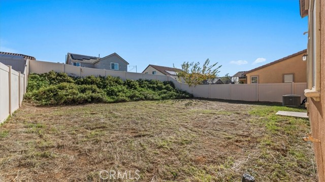 Detail Gallery Image 23 of 44 For 1672 Milford Way, Beaumont,  CA 92223 - 4 Beds | 3 Baths