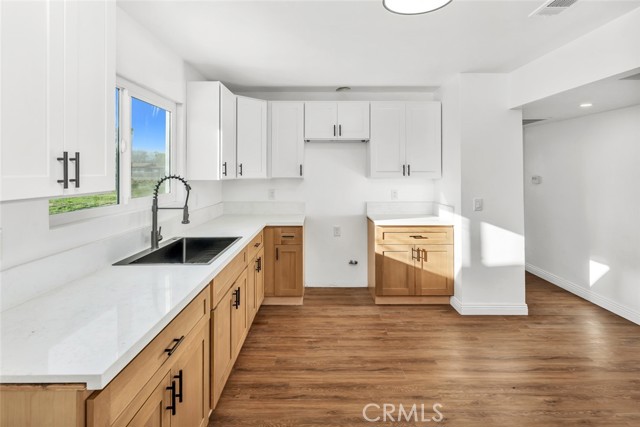 Detail Gallery Image 22 of 39 For 2701 Houchin, Bakersfield,  CA 93304 - 4 Beds | 2 Baths