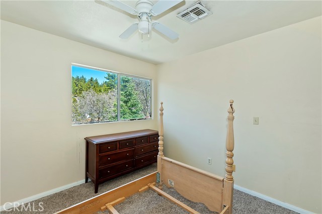 Detail Gallery Image 38 of 48 For 2740 Preston Dr, Running Springs,  CA 92382 - 4 Beds | 3/1 Baths