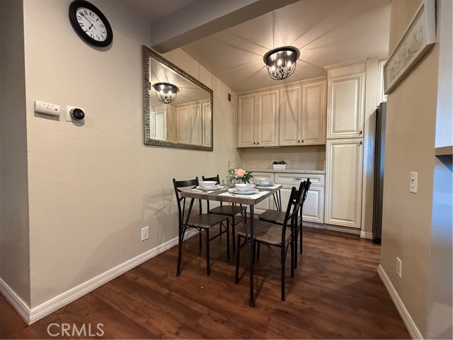 Detail Gallery Image 8 of 31 For 1371 S Walnut St #3006,  Anaheim,  CA 92802 - 2 Beds | 1/1 Baths