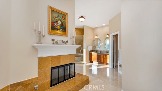 Detail Gallery Image 34 of 65 For 26051 Glen Canyon Dr, Laguna Hills,  CA 92653 - 5 Beds | 4/1 Baths