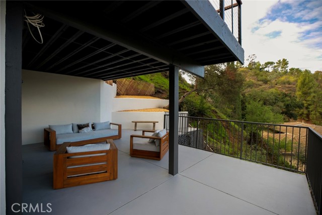 Detail Gallery Image 10 of 66 For 981 Glen Oaks, Pasadena,  CA 91105 - 3 Beds | 3 Baths