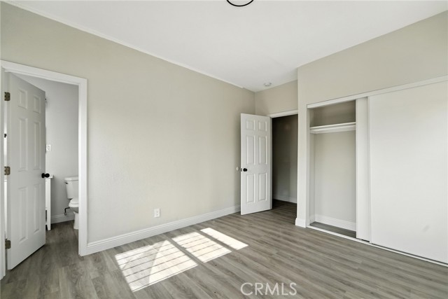 873 W 41st Drive, Los Angeles CA: https://media.crmls.org/medias/61c15cfb-cec1-4913-9b58-025a9eb96a4f.jpg