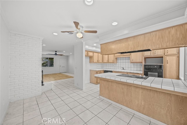 Detail Gallery Image 16 of 38 For 17920 Irvine Bld #55,  Tustin,  CA 92780 - 2 Beds | 2 Baths