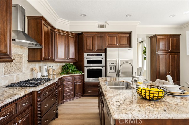 14 Celonova Place, Lake Forest CA: https://media.crmls.org/medias/61c1aba4-a52e-4825-a2b3-4bbcde860cda.jpg