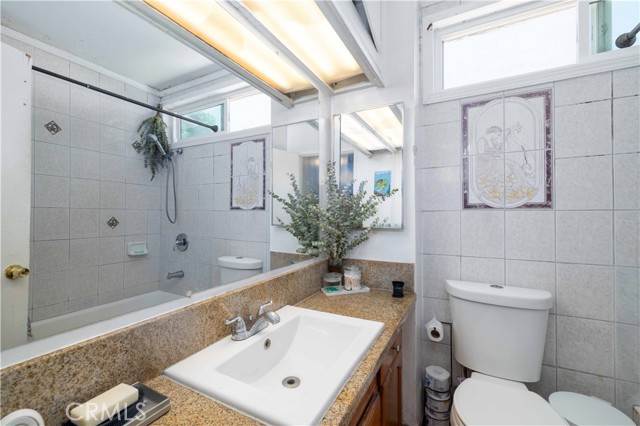 Detail Gallery Image 7 of 16 For 2749 E Tyler St, Carson,  CA 90810 - 3 Beds | 1 Baths