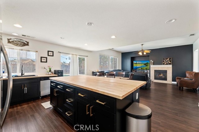 Detail Gallery Image 19 of 41 For 1625 Moss Rose, Beaumont,  CA 92223 - 5 Beds | 3 Baths