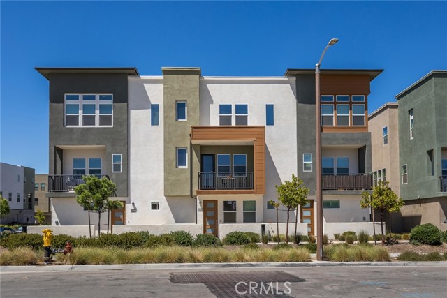 Detail Gallery Image 4 of 75 For 27554 Sparrow Ct, Valencia,  CA 91381 - 3 Beds | 2/1 Baths