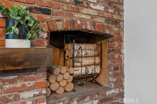 Detail Gallery Image 11 of 29 For 1675 W Mells Lane, Anaheim,  CA 92802 - 4 Beds | 2/1 Baths