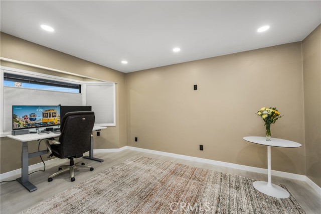 Detail Gallery Image 41 of 64 For 7830 E Ring, Long Beach,  CA 90808 - 4 Beds | 4 Baths