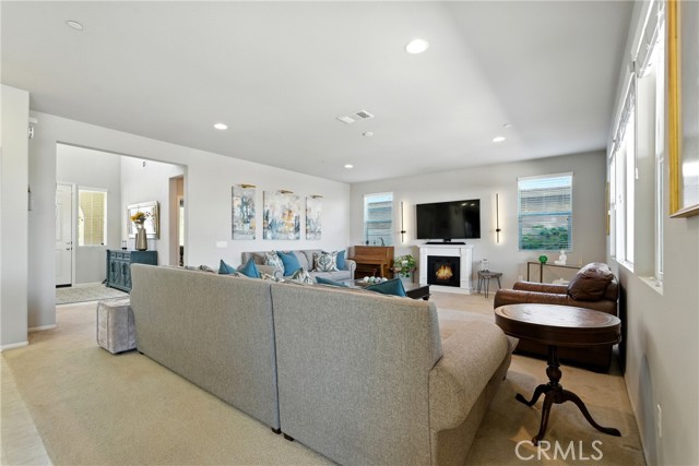 Detail Gallery Image 16 of 44 For 35160 Smith Ave, Beaumont,  CA 92223 - 4 Beds | 3 Baths